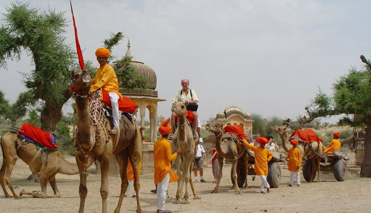Camel Safari Tours in Rajasthan with Fort and Palaces Tours in Rajasthan  